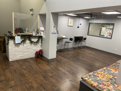 Front Desk & Lobby